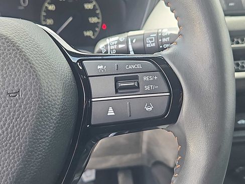 Used 2024 Honda HR-V Sport image 22