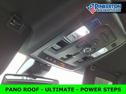 Used 2022 GMC Yukon Denali image 32