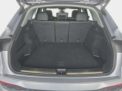 Certified 2025 Audi Q5 Premium w/ Convenience Package AWD/4WD image 11
