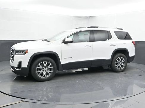 Used 2023 GMC Acadia SLT FWD image 7