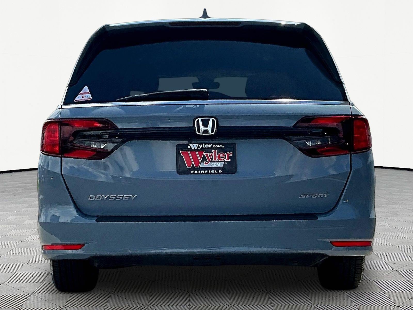Used 2023 Honda Odyssey Sport image 5