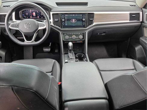 Used 2023 Volkswagen Atlas SEL AWD/4WD image 15