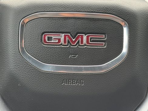 Used 2022 GMC Sierra 1500 SLT image 12
