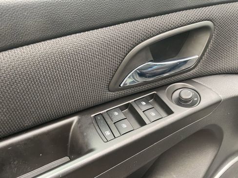 Used 2014 Chevrolet Cruze LT w/ All-Star Edition image 16