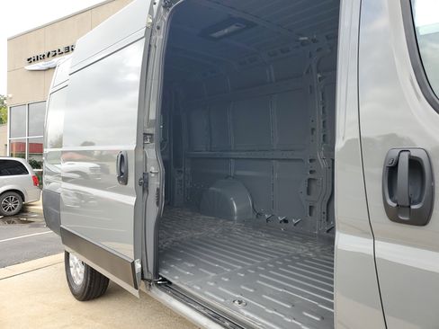 Used 2025 RAM ProMaster 3500 w/ Quick Order Package 22G SLT image 23