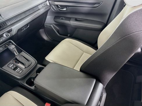Used 2024 Honda CR-V LX image 26