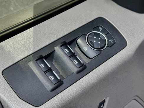 Used 2016 Ford F150 XLT w/ Equipment Group 302A Luxury AWD/4WD image 26