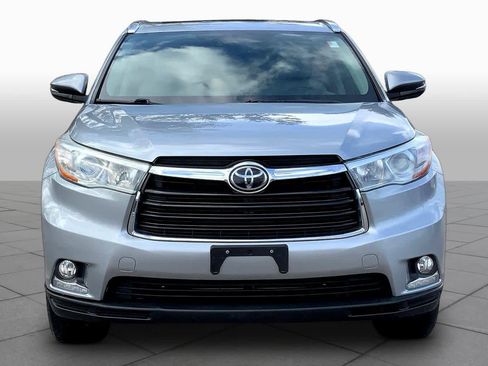 Used 2015 Toyota Highlander Limited Platinum image 2