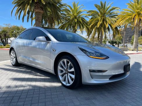 Used 2018 Tesla Model 3 Long Range AWD/4WD image 3