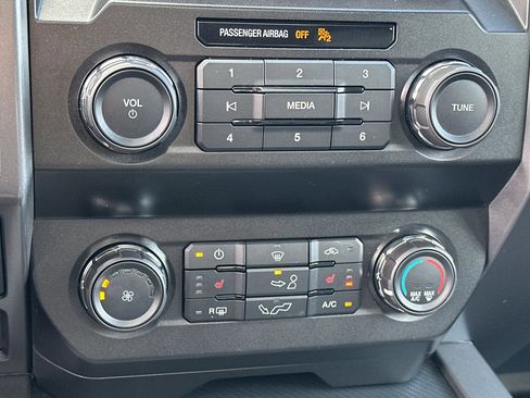 Used 2019 Ford F150 XLT w/ Equipment Group 302A Luxury image 18
