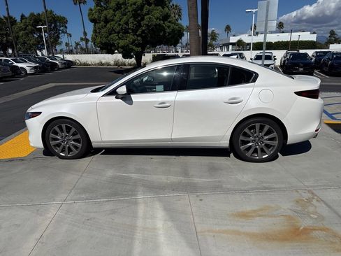 Used 2021 MAZDA MAZDA3 s image 8