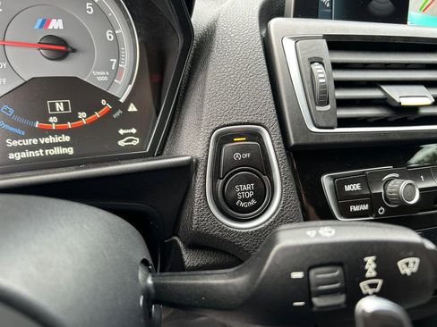 Used 2017 BMW M2 image 36