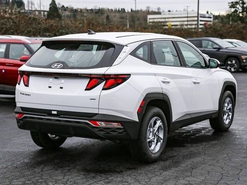 Certified 2024 Hyundai Tucson SE image 10