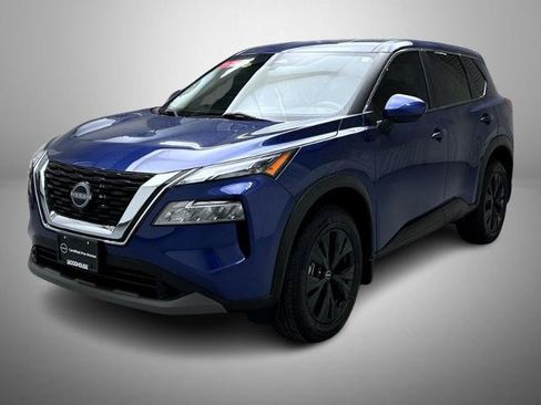 Certified 2023 Nissan Rogue SV AWD/4WD image 1