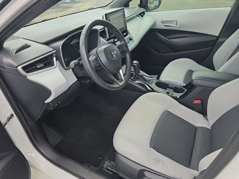 Used 2024 Toyota Corolla SE FWD image 8