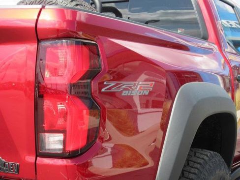 New 2025 Chevrolet Colorado ZR2 w/ ZR2 Bison Edition image 9