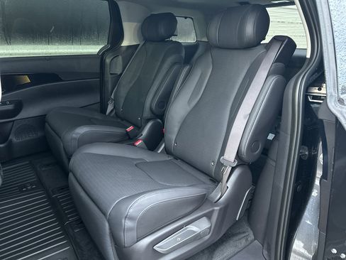 New 2026 Kia Carnival SX Prestige image 12