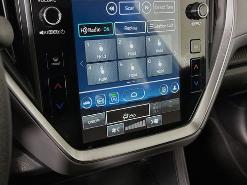 Used 2025 Subaru Crosstrek 2.0i Premium image 22