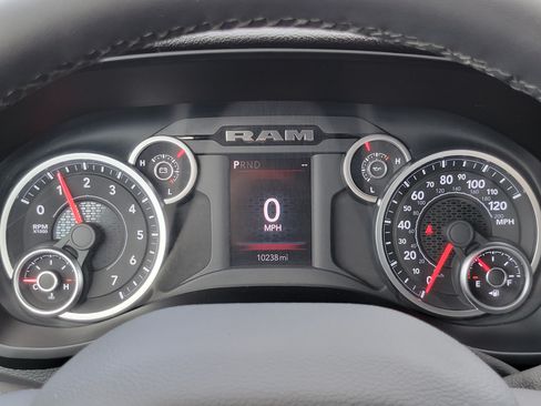 Used 2026 RAM 2500 Big Horn AWD/4WD image 9