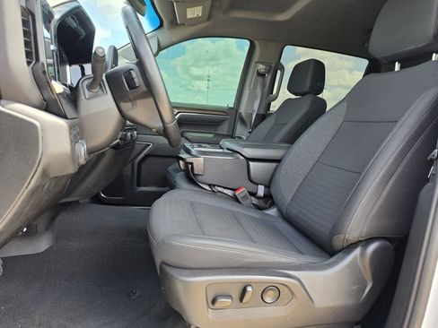 Used 2024 Chevrolet Silverado 1500 LT AWD/4WD image 12