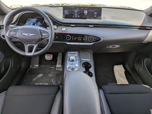 Certified 2024 Genesis GV70 2.5T w/ Sport Prestige Package AWD/4WD image 14