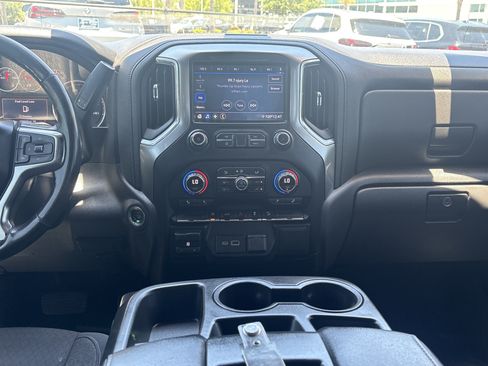 Used 2020 Chevrolet Silverado 1500 LT Trail Boss w/ Convenience Package AWD/4WD image 33