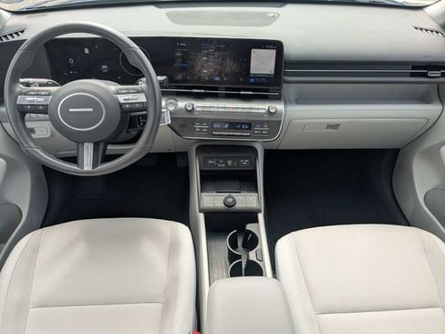 Used 2024 Hyundai Kona SEL w/ Convenience Package FWD image 15