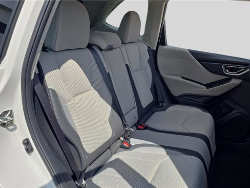 Used 2023 Subaru Forester Premium image 17