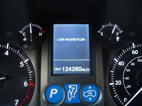 Used 2011 Lexus GX 460 Premium image 10