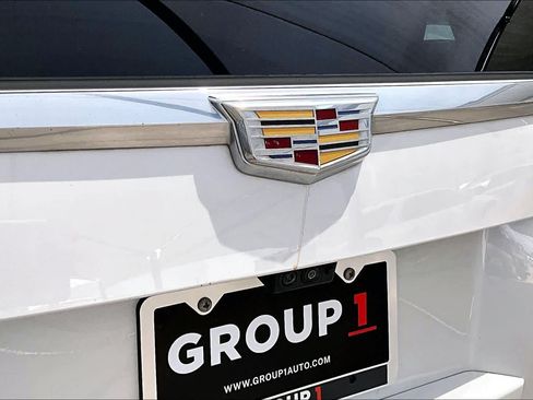 Used 2020 Cadillac Escalade Premium Luxury RWD image 30