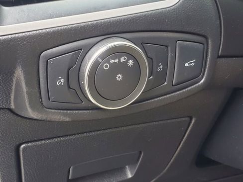 Used 2016 Ford Edge SEL w/ Equipment Group 201A AWD/4WD image 9