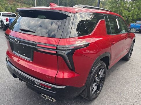 Used 2024 Chevrolet Traverse RS w/ LPO, Floor Liner Package image 4