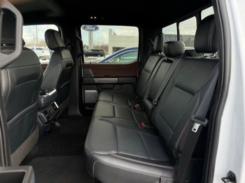 Certified 2022 Ford F150 Lariat w/ Equipment Group 502A High image 19