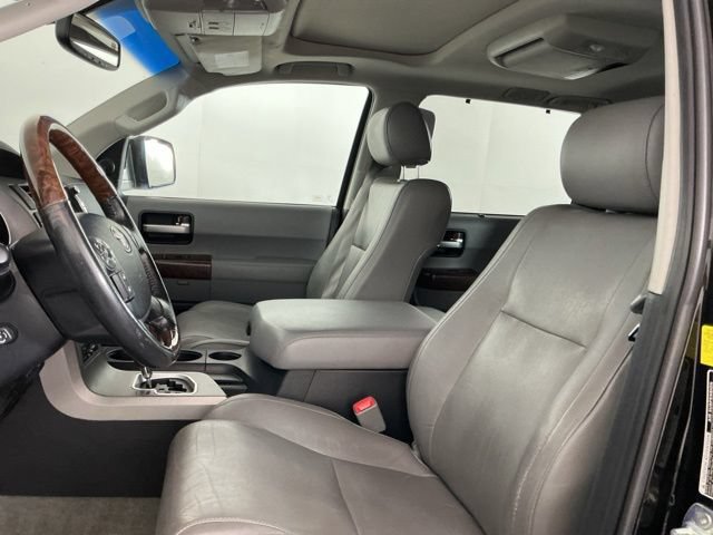 Used 2010 Toyota Sequoia Platinum AWD/4WD image 11