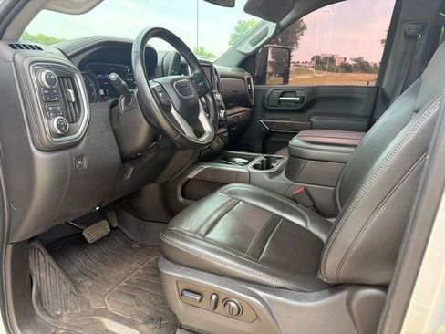 Used 2023 GMC Sierra 2500 Denali AWD/4WD image 15