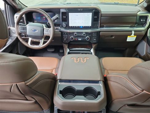 Used 2026 Ford F350 King Ranch w/ FX4 Off-Road Package image 16