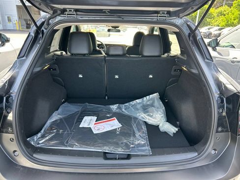 New 2026 Nissan Kicks SR FWD image 48