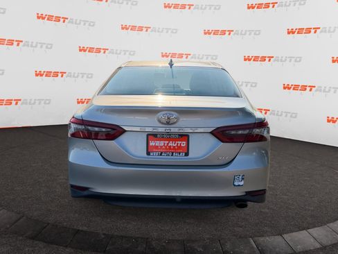 Used 2023 Toyota Camry XLE FWD image 4