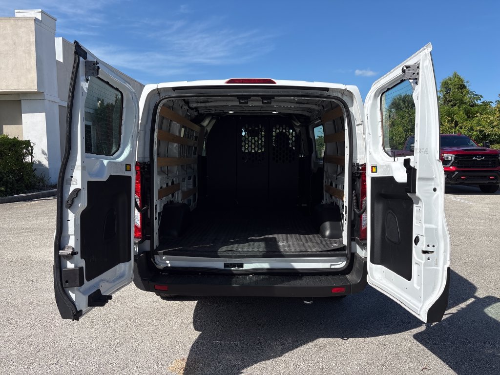 Certified 2025 Ford Transit 250 Low Roof w/ Exterior Upgrade Package RWD image 15