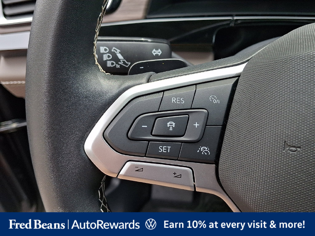Certified 2025 Volkswagen Atlas SEL AWD/4WD image 29