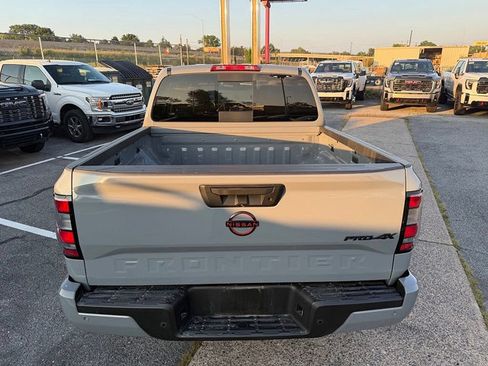 Used 2024 Nissan Frontier PRO-4X w/ Technology Package AWD/4WD image 5