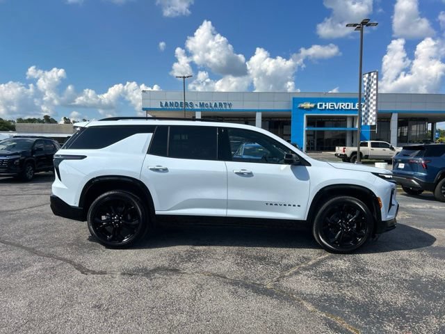 New 2027 Chevrolet Traverse RS FWD image 2
