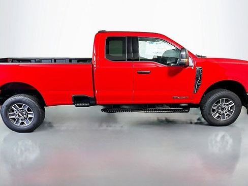 New 2025 Ford F250 XLT image 8