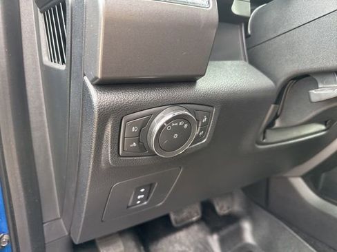 Used 2015 Ford F150 XLT w/ Equipment Group 302A Luxury image 15