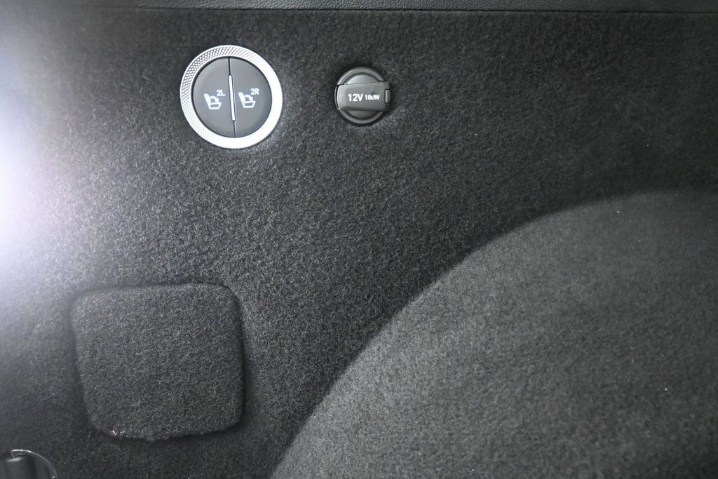 Used 2024 Genesis GV80 3.5T AWD/4WD image 25