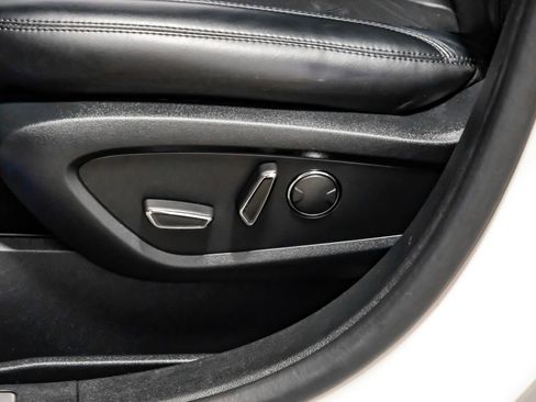 Used 2019 Lincoln Nautilus Select image 26