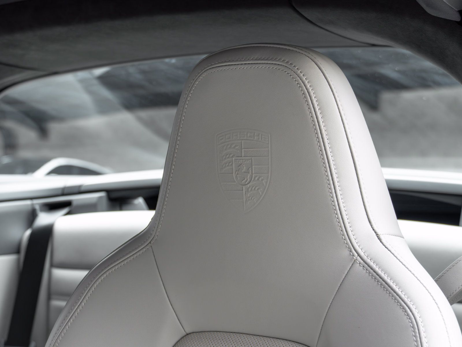 Certified 2024 Porsche 911 Targa 4S AWD/4WD image 32
