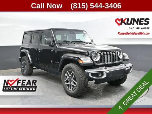 Used 2025 Jeep Wrangler Unlimited Sahara AWD/4WD image 1