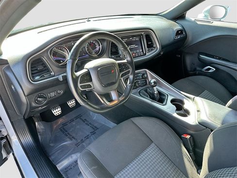 Used 2021 Dodge Challenger R/T Scat Pack image 9