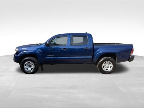 Used 2015 Toyota Tacoma 4x4 Double Cab w/ SR5 Package image 6